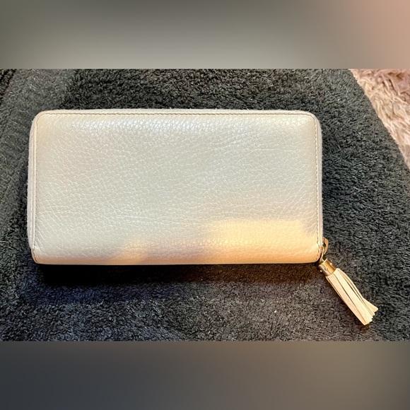 Gucci Wallet - Picture 2 of 2